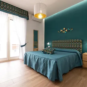 Napolilive Couette-café